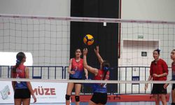 Depremde hayatını kaybeden Eskişehirli voleybolcunun ismi sezona verildi