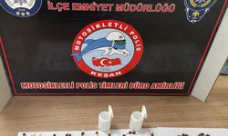 Ehliyetsiz plakasız motosiklet kullanırken üzerinde uyuşturucu çıktı