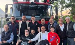 Engelli vatandaşlardan ve itfaiyeden yavru kargaya şefkat eli