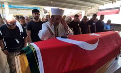 Eşinin öldüğü kazada yaralanan emekli polis, kazadan 3 yıl sonra rahatsızlığı nedeniyle vefat etti