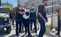 Eskişehir'de neo-nazi sembolü olan hücum yeleği ile 5 kişiyi bıçaklayan saldırgan hayatını kaybetti