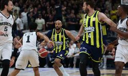 Fenerbahçe, Beşiktaş karşısında seriyi 1-1'e getirdi