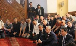 Ferdi Zeyrek için Hatuniye Camii'nde mevlid programı