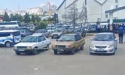 Gaziantep'te mezarlıkta silahlı çatışma: 2 kişinin yaralandığı panik anları kamerada