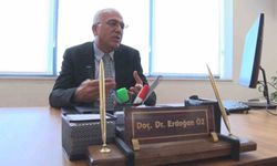 Halk Sağlığı Genel Müdürü Öz: '(Sıcak hava etkisi) Risk grubundaki kişiler saat 10.00 ile 16.00 arasında mümkünse dışarıya çıkmasınlar'