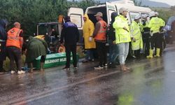 Isparta Valiliğinden kaza açıklaması: 4 ölü, 26 yaralı