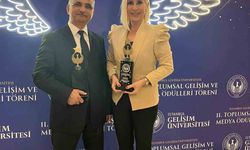 İstanbul Gelişim Üniversitesi 11. Toplumsal Gelişim ve Medya Ödülleri sahiplerini buldu