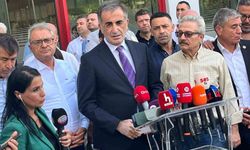 İzmir Büyükşehir Belediye Başkanı Tugay, CHP meclis grubuyla olağanüstü toplandı