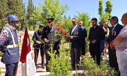 Jandarmanın 187'nci kuruluş yıl dönümünde şehitlik ziyaret edildi