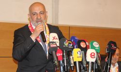Kayserispor'da yapılan Olağanüstü Genel Kurul'da başkanlığa Ali Çamlı seçildi.