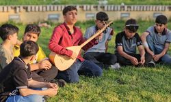 Muş'ta yeni Bir Aşık Veysel doğuyor