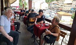 Niksar'da yaşayan 1 metrelik adam ilçenin neşe kaynağı oldu