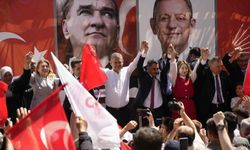 Özgür Özel Tekke'de konuştu