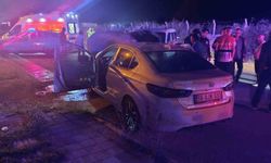 Tekirdağ'da otomobil ile kamyonet çarpıştı: 4 yaralı