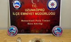 Uzunköprü'de şüpheli araçtan uyuşturucu çıktı