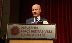 YÖK Başkanı Özvar: 'Mezuniyet bir son değil, hayat boyu öğrenmenin yeni başlangıcıdır'