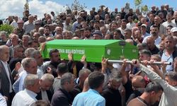 Yüksekova'daki kazada hayatını kaybedenler toprağa verildi