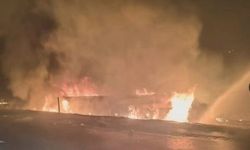 Mazot Yüklü Tanker Nusaybin'de Devrilerek Alev Aldı