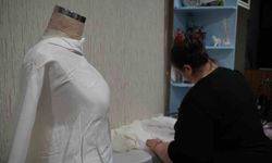 14 yaşında babasız kalınca iğne ipliğe sığındı