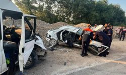 Amasya'da otomobil ile minibüs çarpıştı: 1 ölü, 3 yaralı
