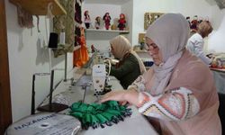 Atıl kumaşları sanata dönüştürüyorlar