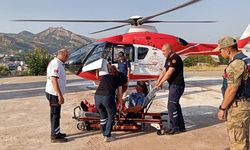 Ayağı kırılan kadın helikopterle hastaneye kaldırıldı