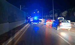 Bursa'da otomobil baz istasyonu ve metro bariyerlerine çarpıp durdu