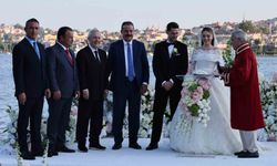 İsmail Yüksek, dünyaevine girdi