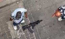 İzmir'de sokak ortasında tüfekle dehşet saçan şehir magandaları kıskıvrak yakalandı
