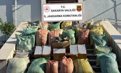 Jandarmadan 1 tonluk tütün operasyonu: 2 gözaltı