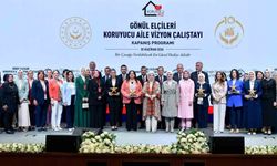 Kahramanmaraş'a koruyucu aile hizmetlerinde 'Kalabalık Aile Özel Ödülü'