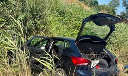 Karacabey'de otomobil sulama kanalına devrildi: 6 yaralı