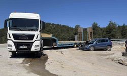 Kastamonu'da otomobil ile tır çarpıştı: 4 yaralı