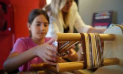 Modern yaşamın stresine geleneksel terapi: Çarpana ve kilim dokuma