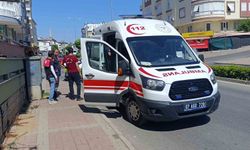 Motosiklet ile otomobil çarpıştı: 2 yaralı