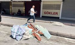 Seyhan'da çöp konteynerleri taştı, cadde ve sokaklar çöple doldu
