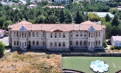 Sivas'ta 1 buçuk asırdır kesintisiz eğitim veren metkep günümüzde de eğitime ışık tutuyor