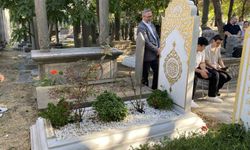 Türk edebiyatının önemli ismi Rasim Özdenören vefatının 4. yılında kabri başında anıldı