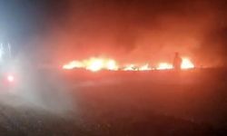 Afyonkarahisar'da balya makinesinden çıkan kıvılcım yangına dönüştü