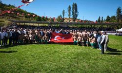 Ahmet Ayık anısına düzenlenen Karakucak Güreşleri nefes kesti