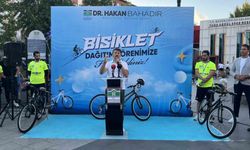 Bahçelievler'de 100 çocuğa bisiklet dağıtım töreni