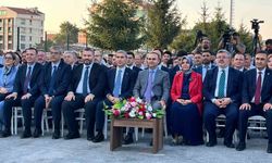 Bakan Kacır: 'Herkes kendine yakışanı yapar. Birilerinin neler yaptıklarını biliyorsunuz, takip ediyorsunuz'