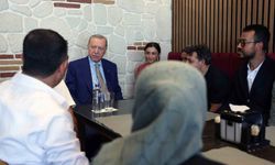 Cumhurbaşkanı Erdoğan, İstanbul'da esnafı ziyaret etti