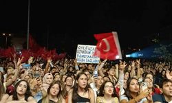 Edirne'de 30 Ağustos coşkusu Göksel konseriyle taçlandı