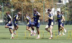 Fenerbahçe, Lyon ile oynayacağı rövanş maçı hazırlıklarına başladı