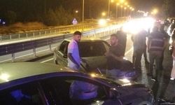 İki otomobilin çarpıştığı kazada 3 kişi yaralandı