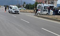 Isparta'da iki araç çarpıştı: 5 yaralı