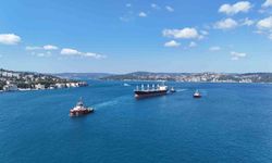 İstanbul Boğazı 'M/V New Victory' gemisinin geçişi nedeniyle çift yönlü trafiğe kapatıldı