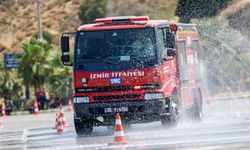 İzmir İtfaiyesi'nin şoförleri zorlu eğitimlerden geçiyor