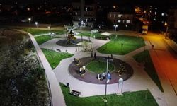 Kepez'de 100'ün üzerinde park aydınlatıldı